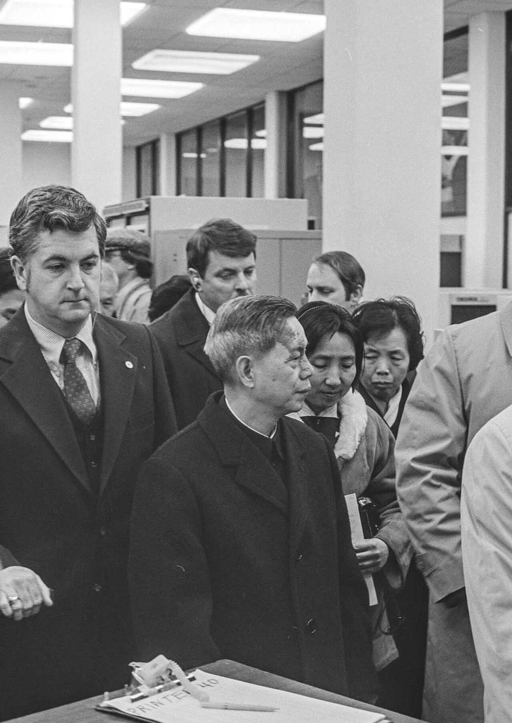 Fang Yi leading a delegation at the Georgia Institute of Technology in 1979